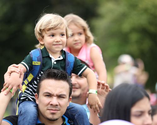 FotografoTejiendo Hogares: